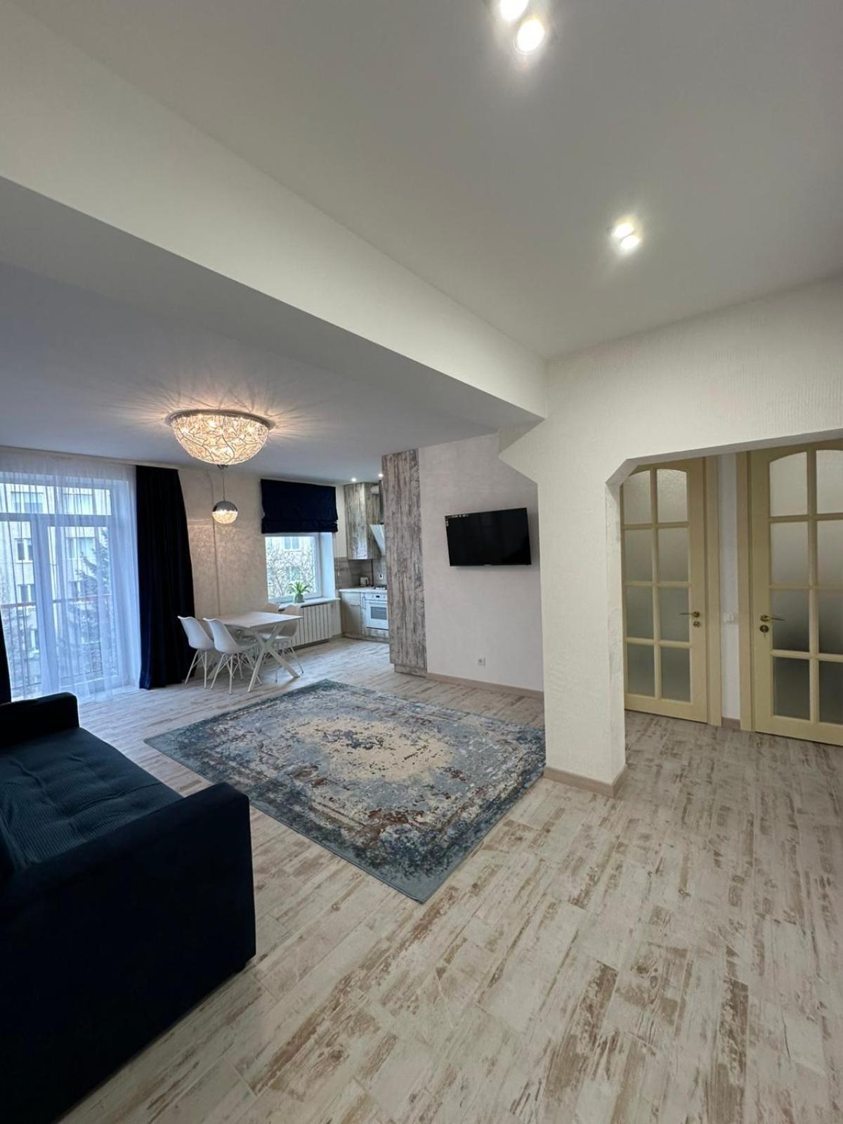 Park Lake Апартаменти Центр เตอร์โนปิล ภายนอก รูปภาพ